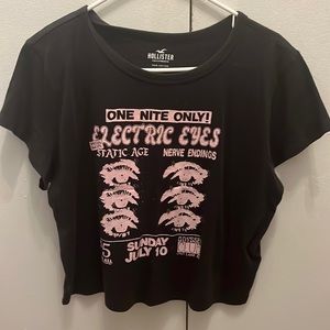 hollister baby tee! new without tags:))